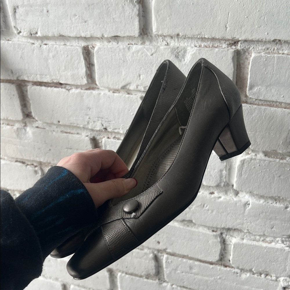 Classic Low Block Heel Pumps in Dark Gray